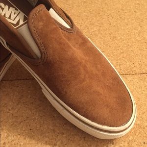 Vans Caramel Suede, Sz 6.5 NWOT